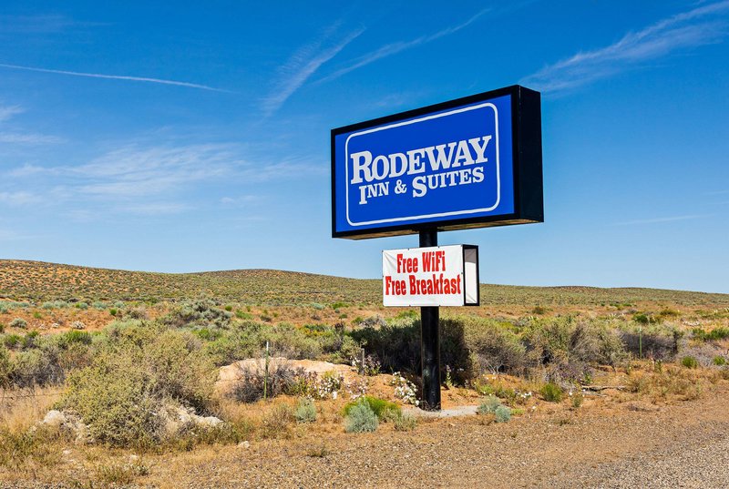 rodeway inn and suites big water antelope canyon