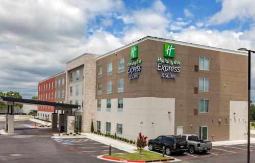 holiday inn express and suites tulsa south woodland hills