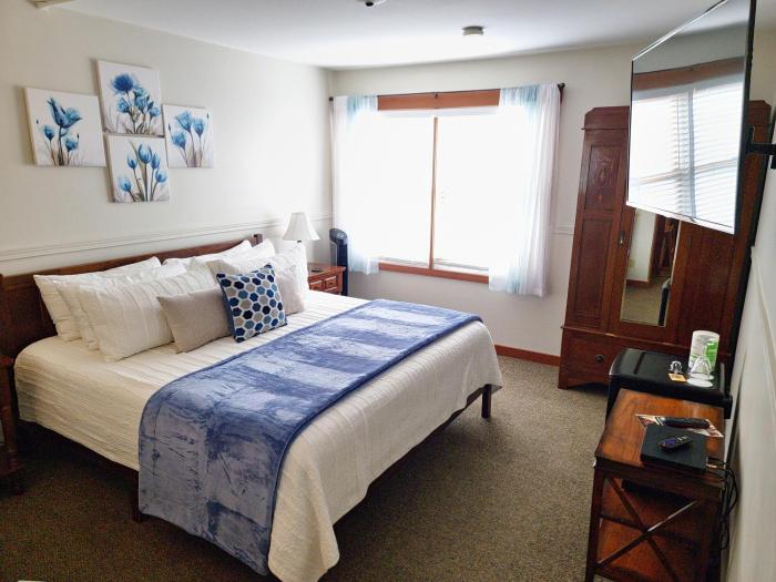 The Heron Inn & Day Spa,La Conner>>Camano Island,4 star