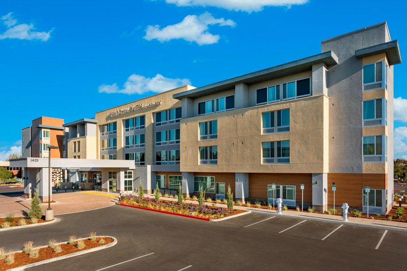 Springhill Suites By Marriott Belmont Redwood Shores,Half Moon Bay>>Belmont,2.5 star