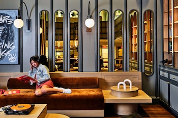 joinery hotel pittsburgh curio collection by hilton