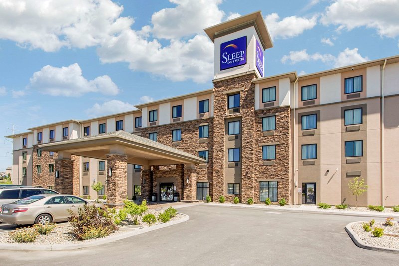 sleep inn and suites middletown goshen