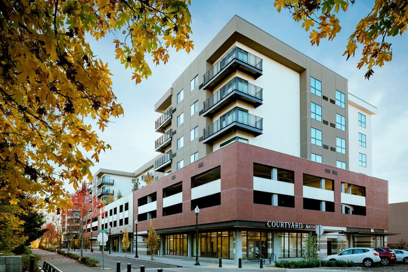 Courtyard By Marriott Corvallis,Benton County>>Albany,3 star