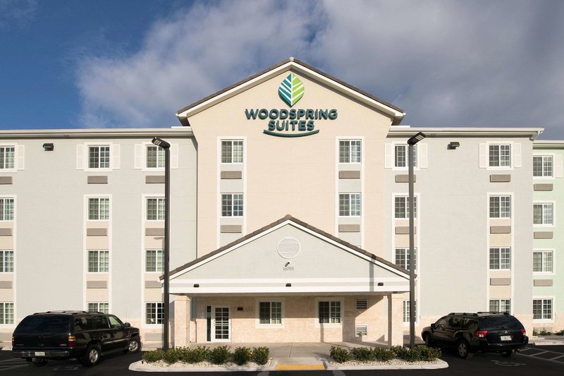 Woodspring Suites Miami Southwest,Country Walk>>Coopertown,3 star
