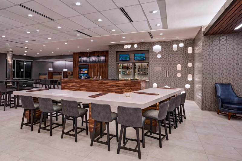 Courtyard By Marriott Houston Sugar Land/Lake Pointe