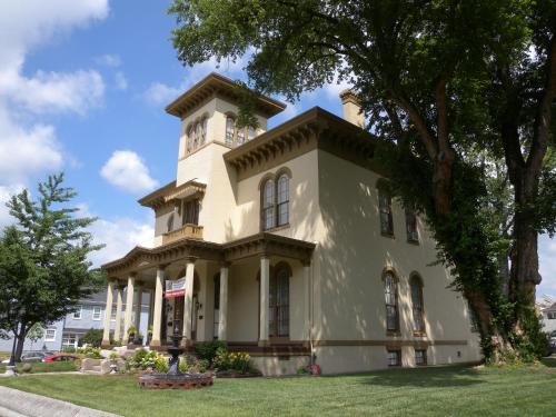 The Pepin Mansion Historic B&B