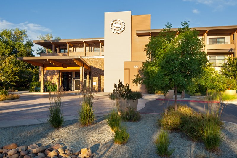 Sheraton Redding Hotel At The Sundial Bridge