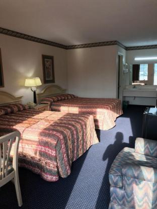 Claridge Inn