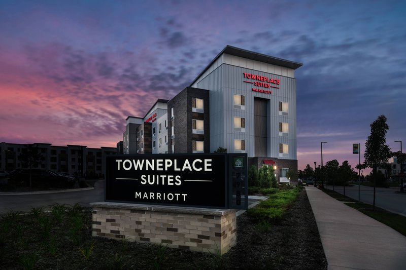 Towneplace Suites By Marriott Milwaukee Oak Creek,Milwaukee County>>Milwaukee,3 star