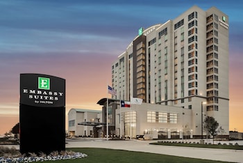Embassy Suites By Hilton Houston West - Katy,Katy>>Downtown Houston,4 star