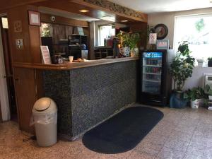 kings lodge motel