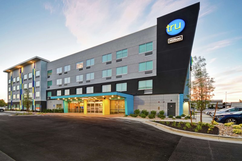tru by hilton salt lake city airport