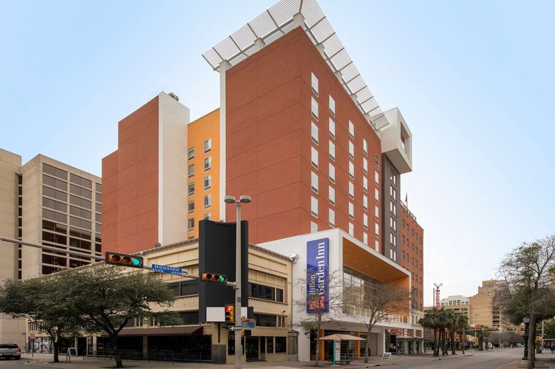 hilton garden inn san antonio downtown riverwalk