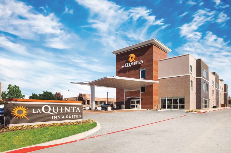 La Quinta Inn & Suites By Wyndham Dallas Northeast-Arboretum,Garland>>Dallas,2.5 star