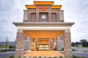 hampton inn livonia detroit