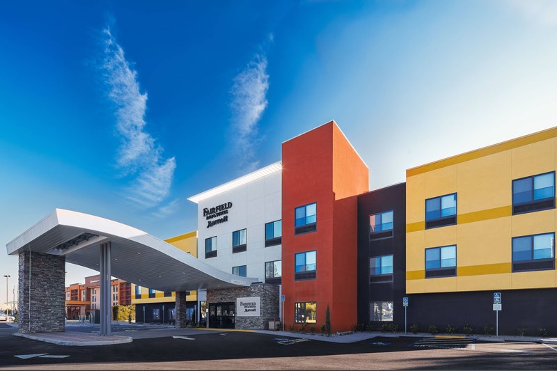 fairfield innandsuite by marriott fresno yosemite intl airport