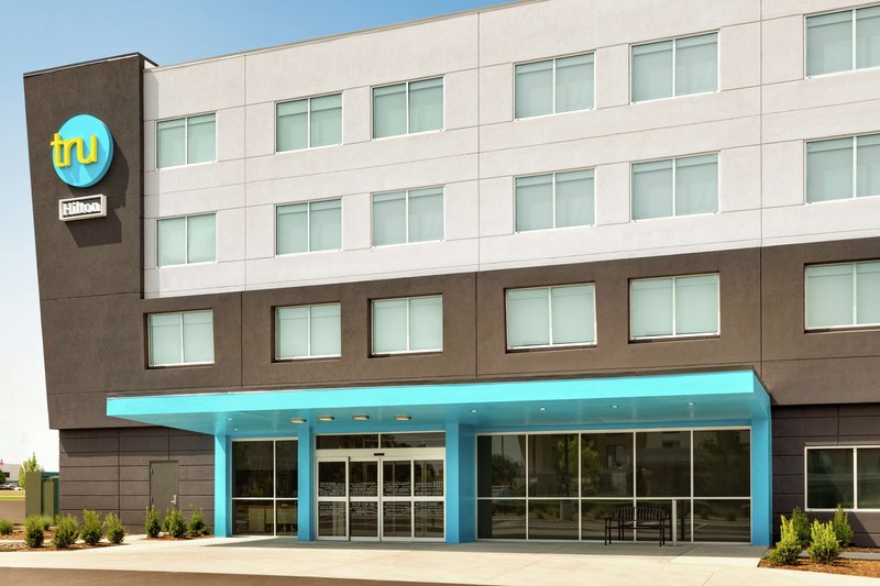 tru by hilton wichita northeast