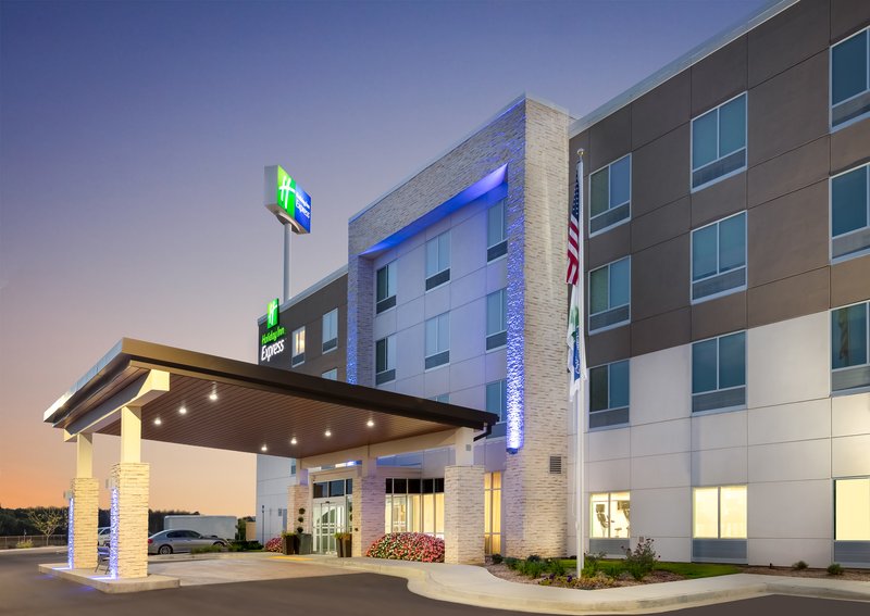 Holiday Inn Express Calhoun South, An Ihg Hotel