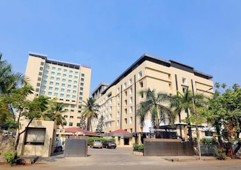 Gcc Hotel And Club,Thane,4 star