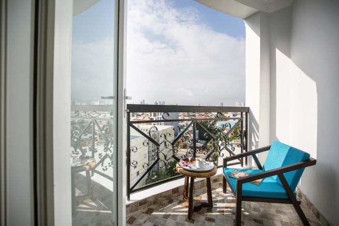sofia suite hotel danang