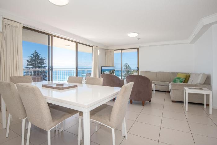 Coolum Caprice,Coolum Beach>>Brisbane,0 star