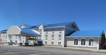 holiday inn express hotel and suites cadillac by ihg