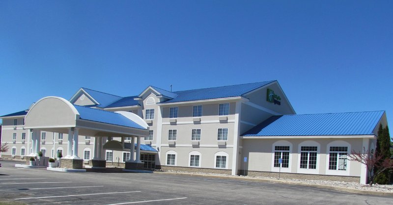 holiday inn express hotel and suites cadillac by ihg