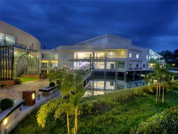 Bcdm Rajendrapur,Gazipur>>Dhaka,5 star