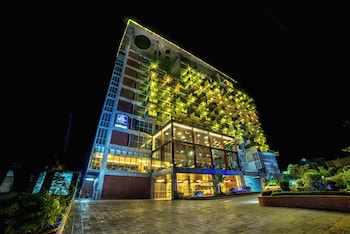 Best Western Heritage,Near Laboni Beach,4 star