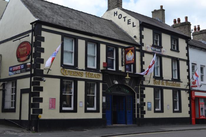 the queens head hotel