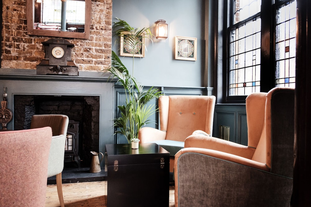 Half Moon,Clapham>>Bexley,4.5 star