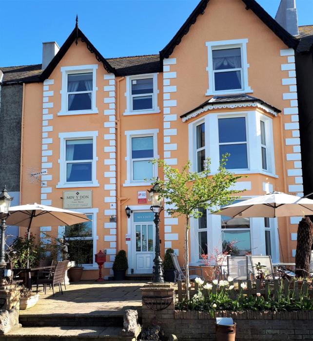 Min-Y-Don Guest House 5 Star Gold Award,Llandudno>>Conwy,5 star