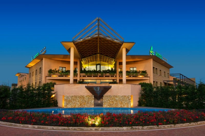 As Hotel Cambiago,Cambiago>>Burago Di Molgora,4 star