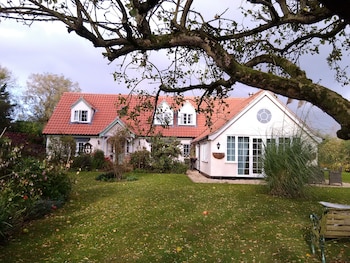White Cottage B&B