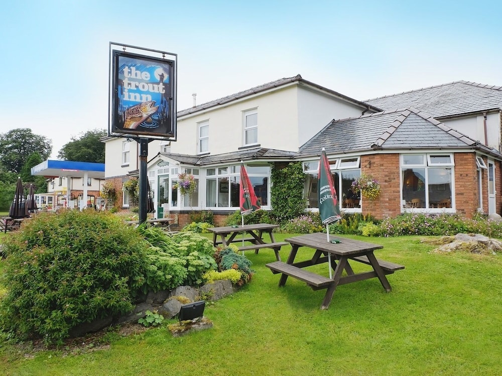 The Trout Inn,In Llanwrtyd Wells,3 star