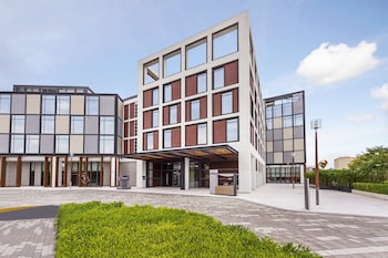 Hampton By Hilton Dubai Al Seef,Dubai Creek>>Bur Dubai,3 star