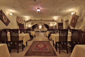 fosil cave hotel