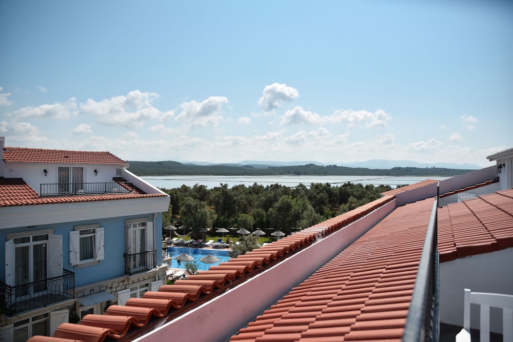 Zeytin Arasi Apart Otel,Ayvalik>>Altinova,3 star