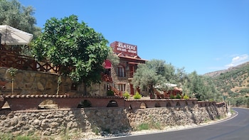 sirince klaseas hotel and restaurant