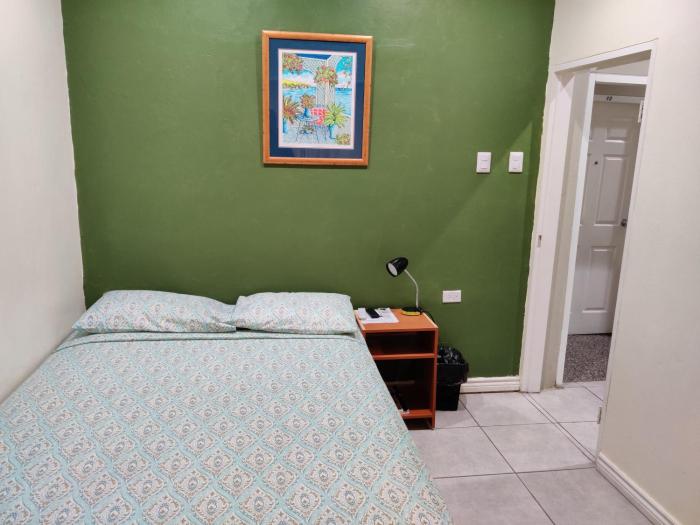 Woodbrook On The Avenue,Port Of Spain>>Arouca,2.5 star