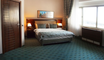 ruma port hotel
