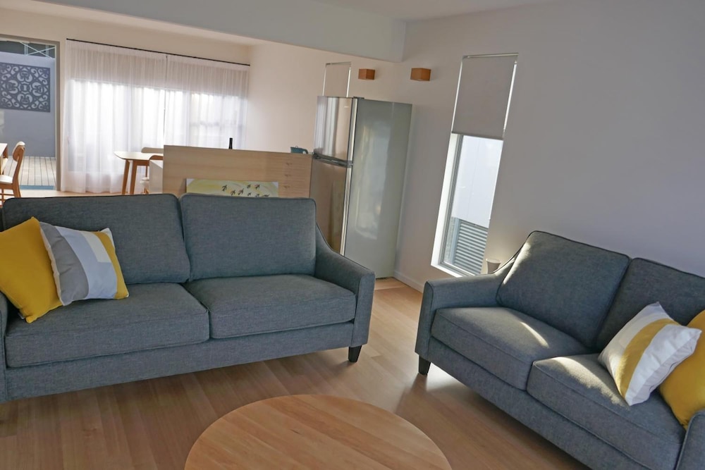 Rosevears Hotel,Hagley>>Grindelwald,4 star