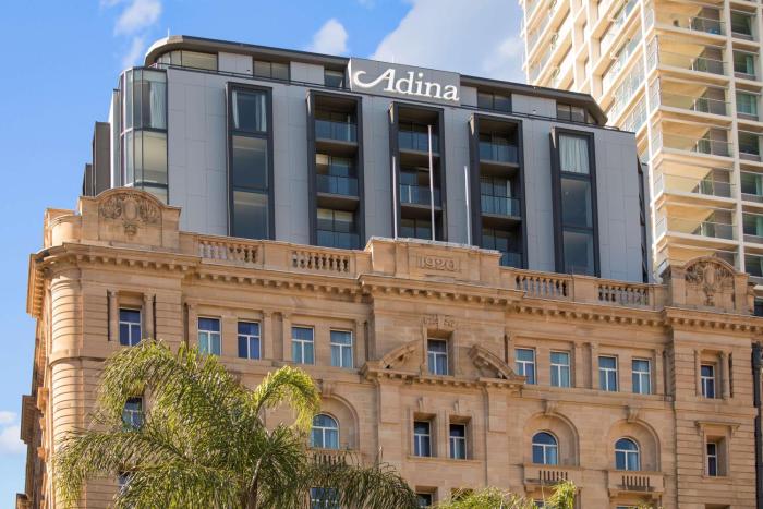 adina apartment hotel brisbane