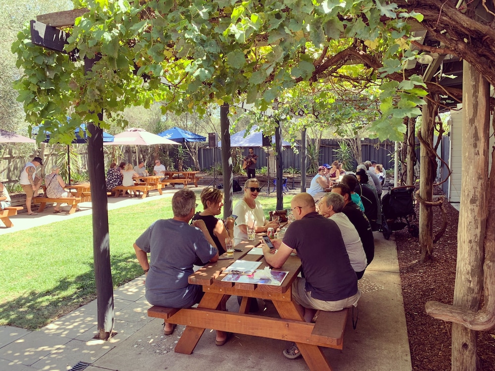Abermain Hotel,Cessnock>>Abermain,3 star