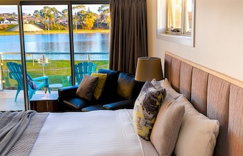 Ulverstone River Edge Apartments,Devonport>>Barrington,0 star