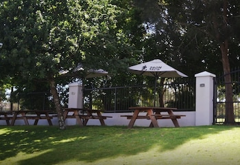 Bateau Bay Hotel,Central Coast>>Bateau Bay,3 star