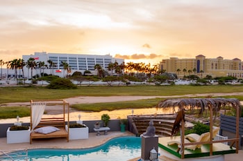 Modern Hotel Aruba,Eagle Beach>>Aruba,4 star