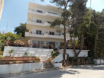 Hotel Sunrays,Sarandë>>Butrint,3 star