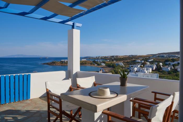 cleopatra seaside homes paros