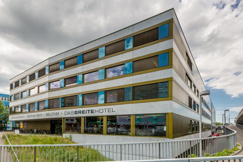 Dasbreitehotel,Basel>>Arlesheim,3 star